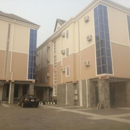 Grand Venice Transit Apartments Лаґос Екстер'єр фото
