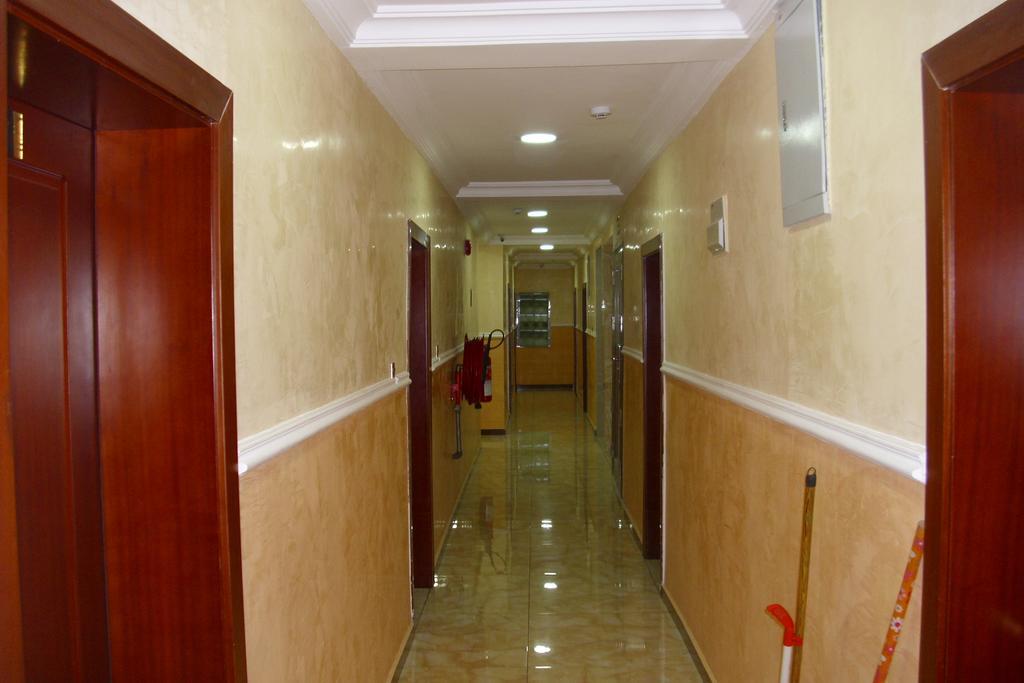 Grand Venice Transit Apartments Лаґос Екстер'єр фото