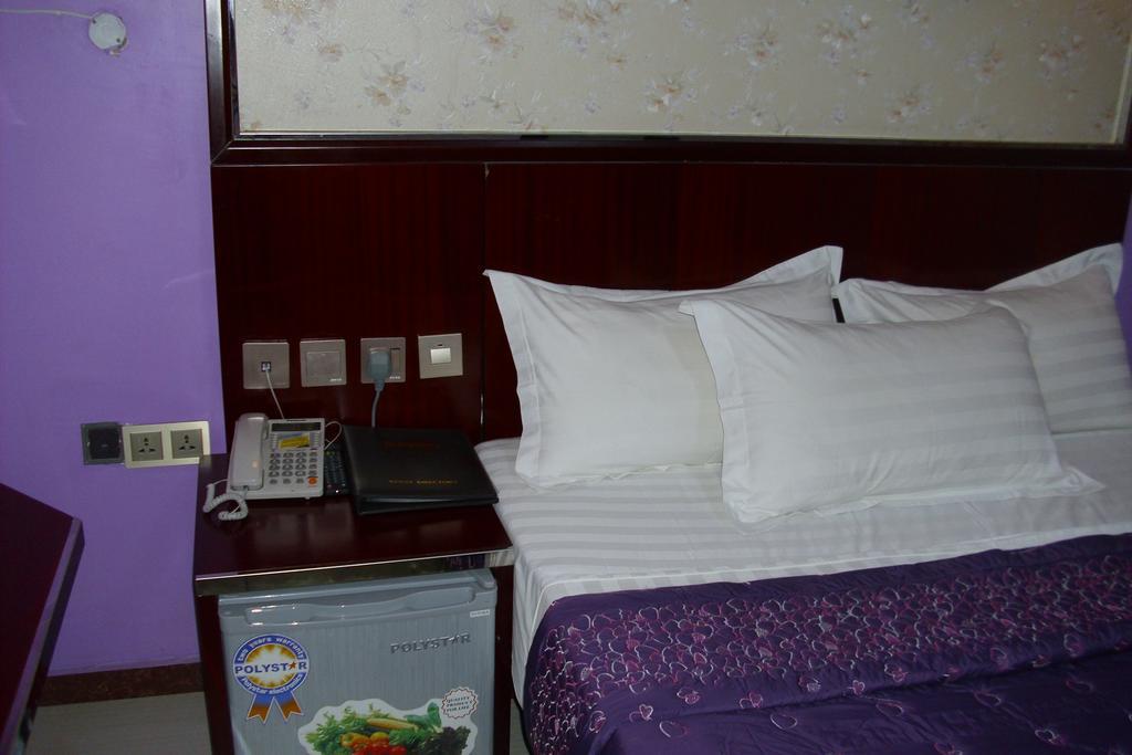Grand Venice Transit Apartments Лаґос Номер фото